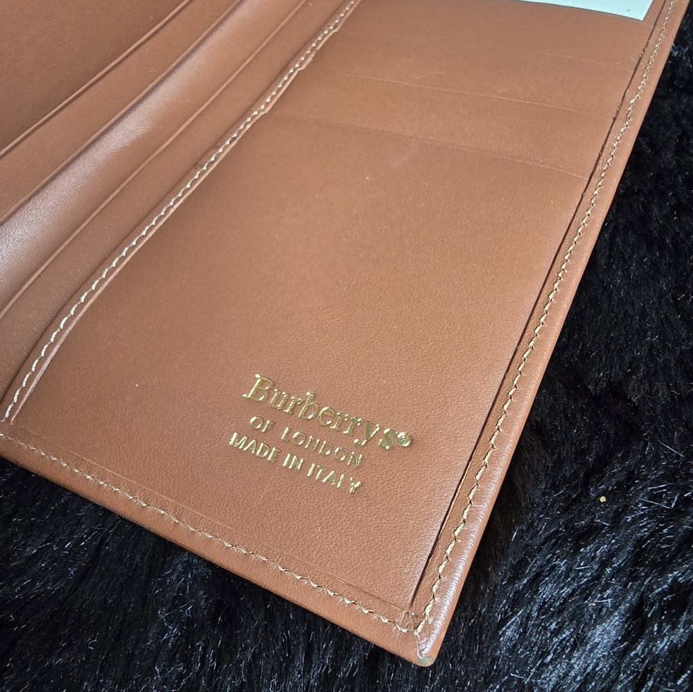 Authentic Burberry Plaid Continental Wallet with Brown Leather Trim - Picture 9 of 16